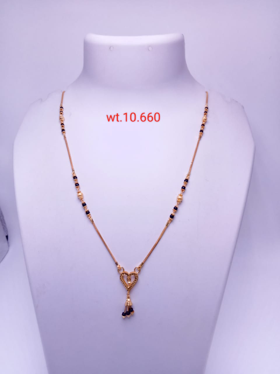 Elegant Heart Pendant Gold Mangalsutra