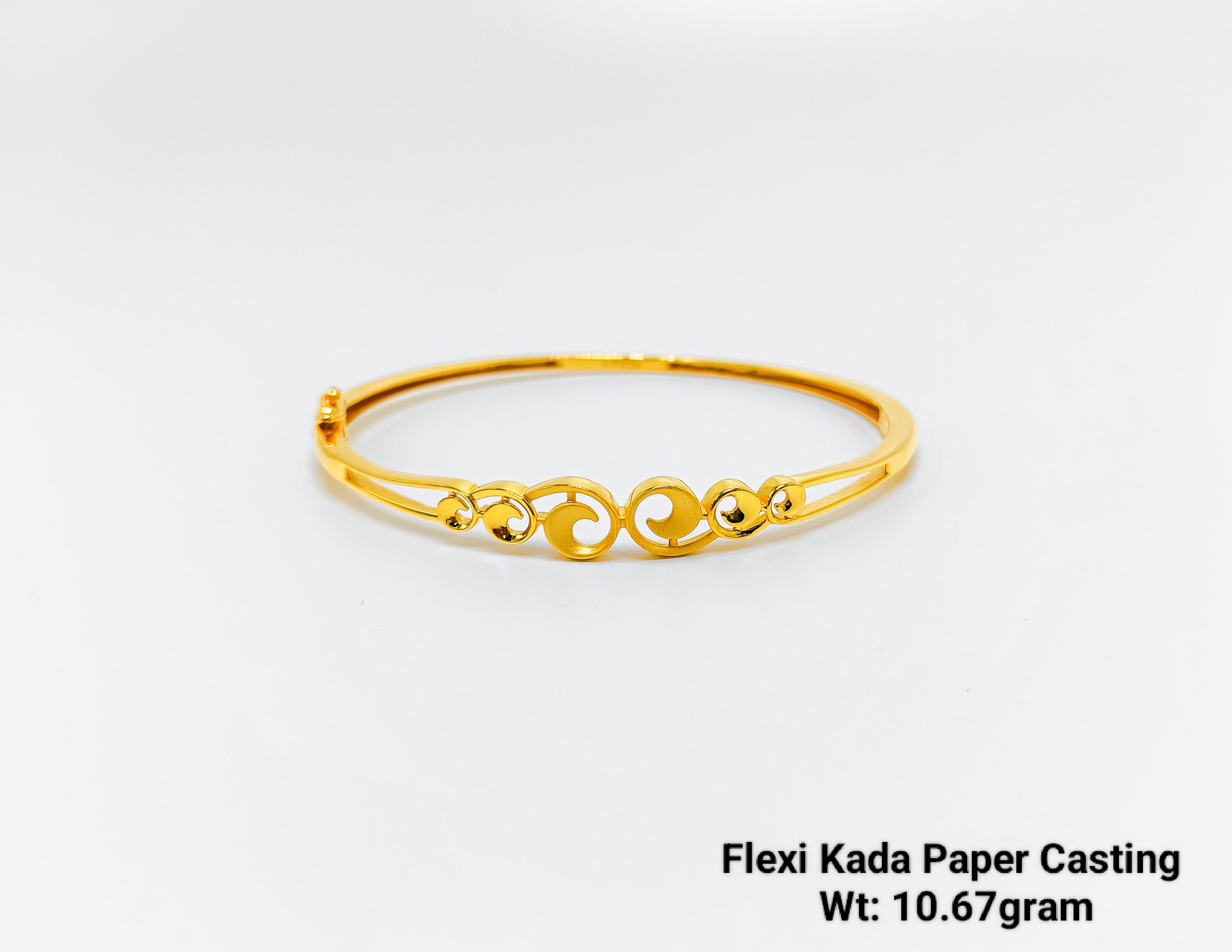 Graceful Swirl Design Flexi Gold Kada - 10.67 grams