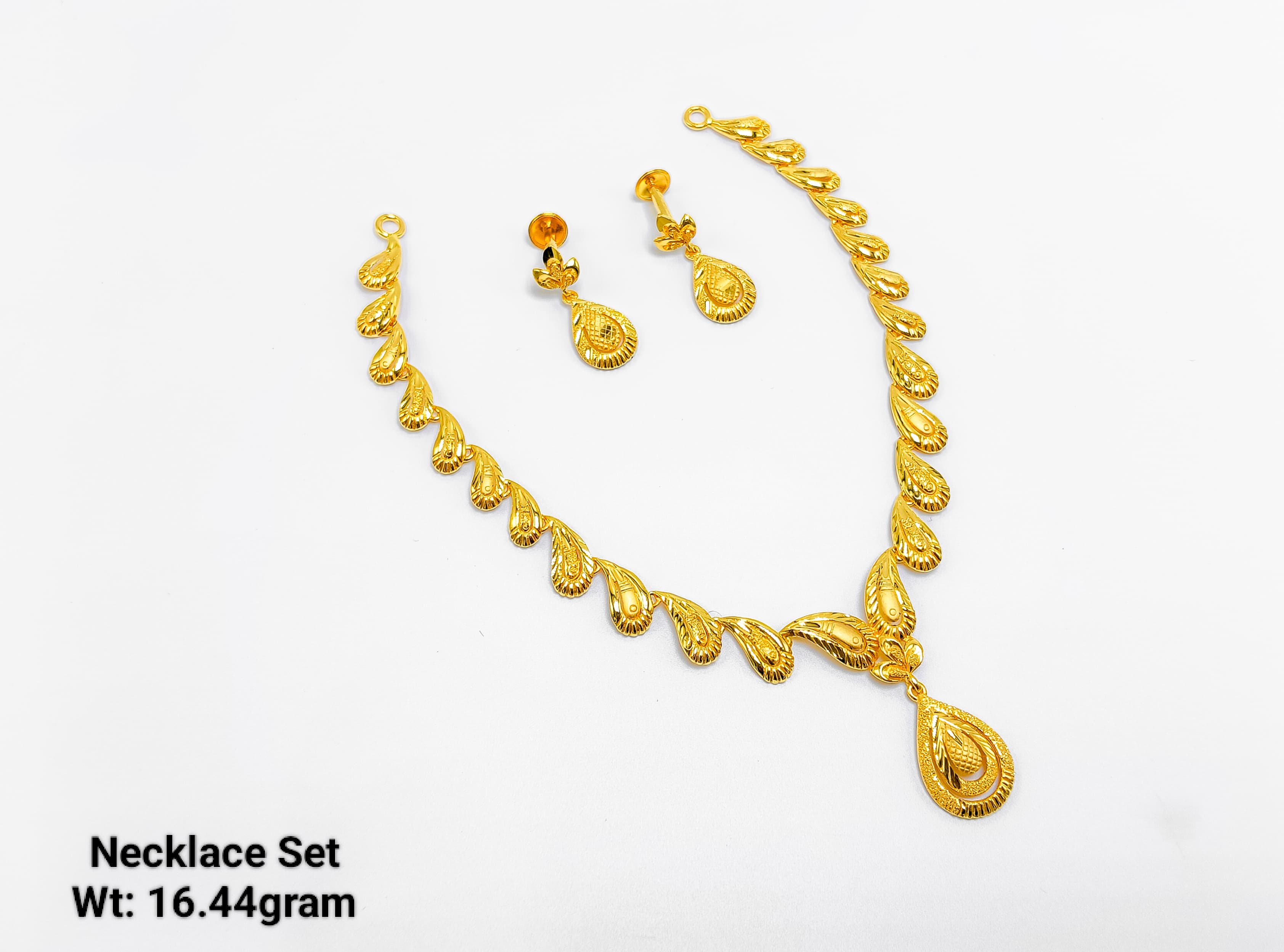 22K Gold Ladies Leaf Drop Designer Necklace Set – 16.44 Grams